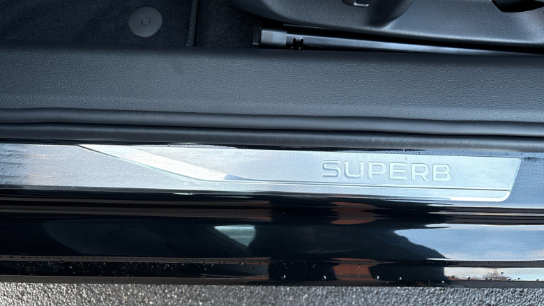 Skoda Superb 1.5 TSI e-TEC SE Technology 5dr DSG Petrol Hatchback